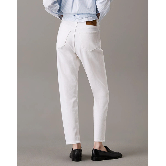 Product CALVIN KLEIN JEANS MOM JEAN base image
