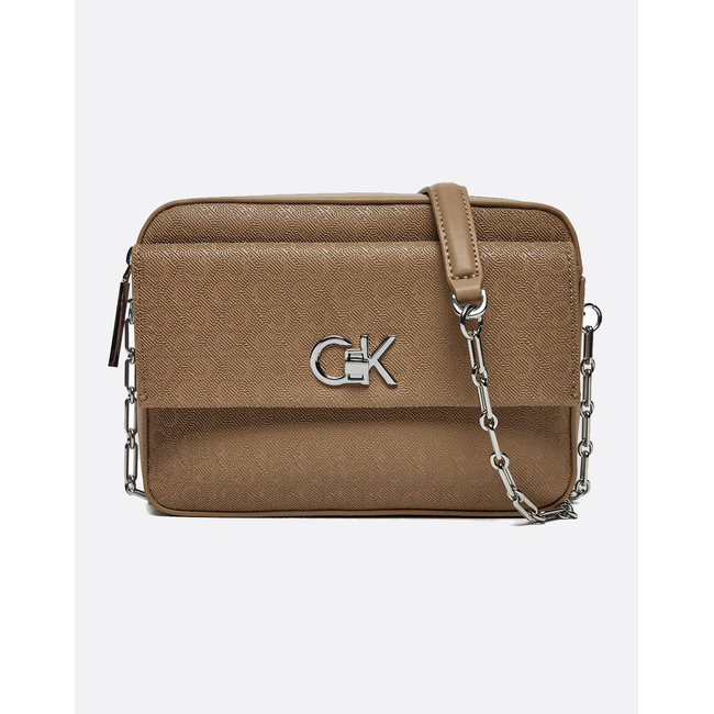 Product CALVIN KLEIN JEANS CK CAMERA BAG W/POCKET_MONO (Dimensions: 21 x 16 x 6cm.) base image