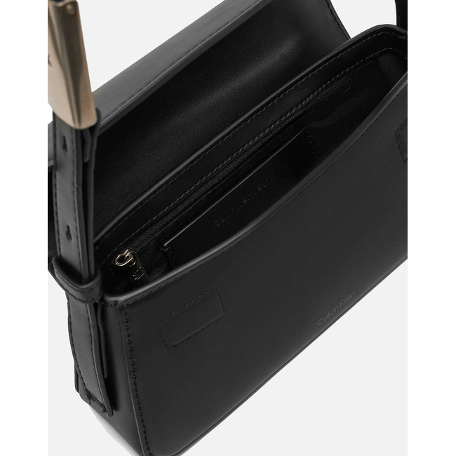 Product CALVIN KLEIN JEANS BELTED SMALL SHOULDER BAG (Διαστάσεις: 23.5 x 12 x 6εκ.) base image