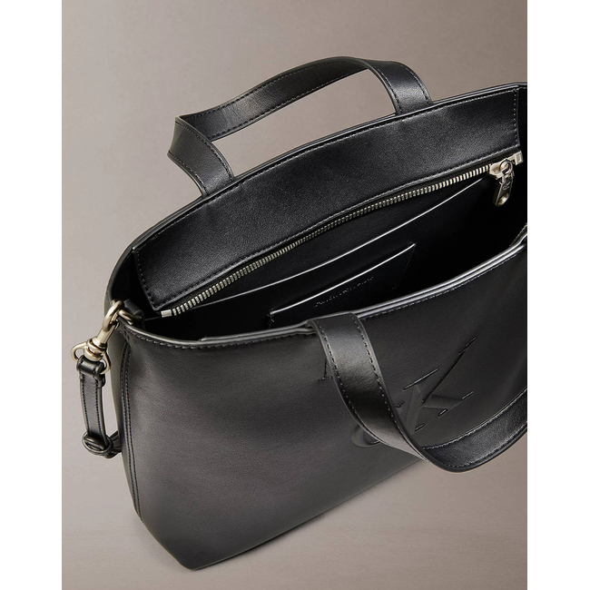 Product CALVIN KLEIN SCULPTED MINI EW TOTE (Διαστάσεις: 22 x 27 x 7εκ.) base image