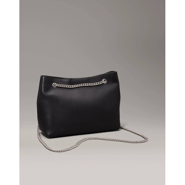 Product CALVIN KLEIN SCULPTED CHAIN SHOULDER BAG (Διαστάσεις: 20 x 26 x 9εκ.) base image