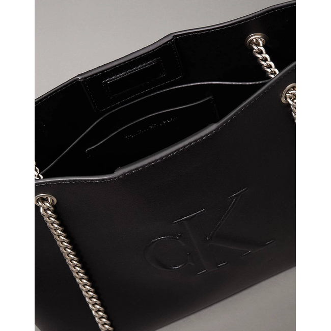 Product CALVIN KLEIN SCULPTED CHAIN SHOULDER BAG (Διαστάσεις: 20 x 26 x 9εκ.) base image