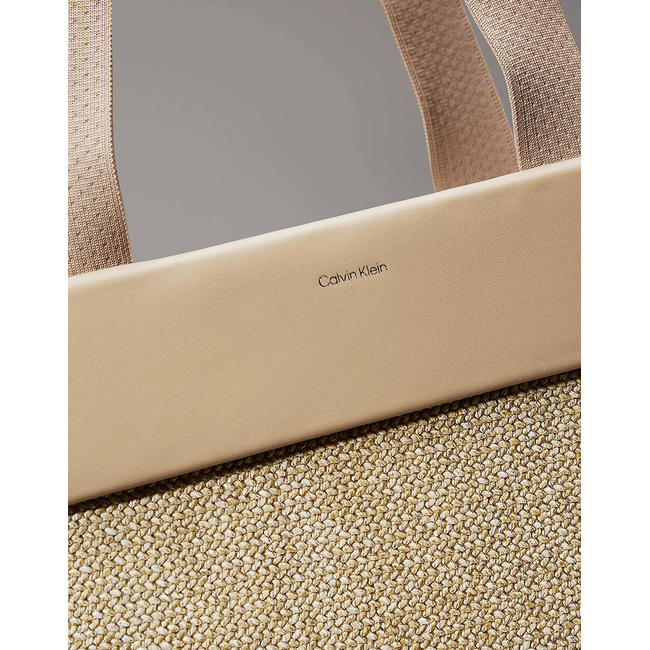 Product CALVIN KLEIN JEANS CK RAFFIA LARGE SHOPPER (Διαστάσεις: 38 x 61 x17εκ.) base image