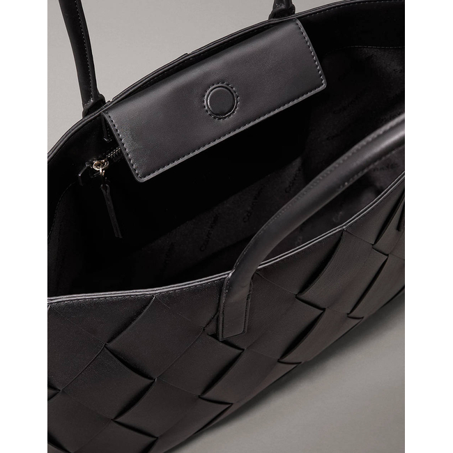 Product CALVIN KLEIN JEANS CK WOVEN MEDIUM SHOPPER (Διάσταση: 42 x 11 x 32εκ.) base image