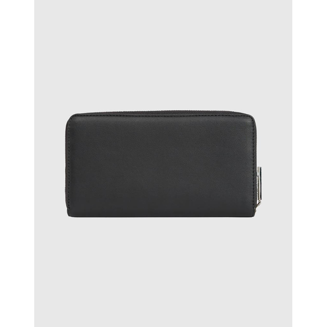 Product CALVIN KLEIN MINI QUILT LARGE ZIP AROUND (Διαστάσεις:19 x 9 x 2εκ.) base image