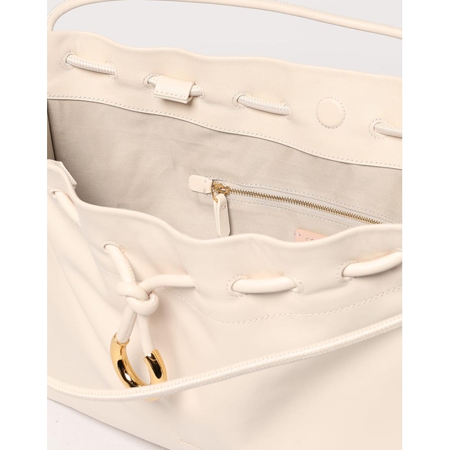 Product COCCINELLE ΤΣΑΝΤΑ (Διαστάσεις: 42 x 28 x 8εκ.) base image