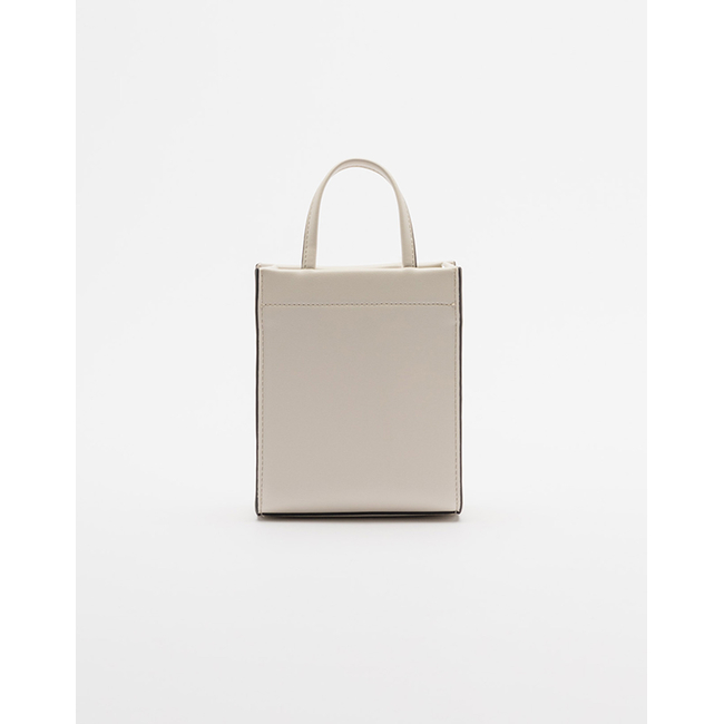 Product DKNY R44AZI34 CARTER CROSS BODY HANDBAG DKNY (Διαστάσεις: 14 x 17 x 7.5εκ.) base image