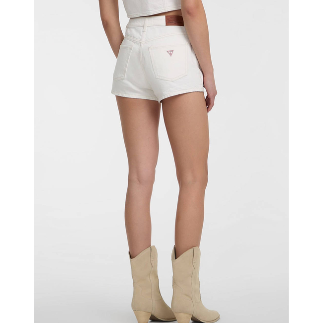 Product GUESS JEANS GJ HIGHWAIST MOM SHO - ECO REGEN CO AGATE STR WHITE ΣΟΡΤΣ ΓΥΝΑΙΚΕΙΟ base image
