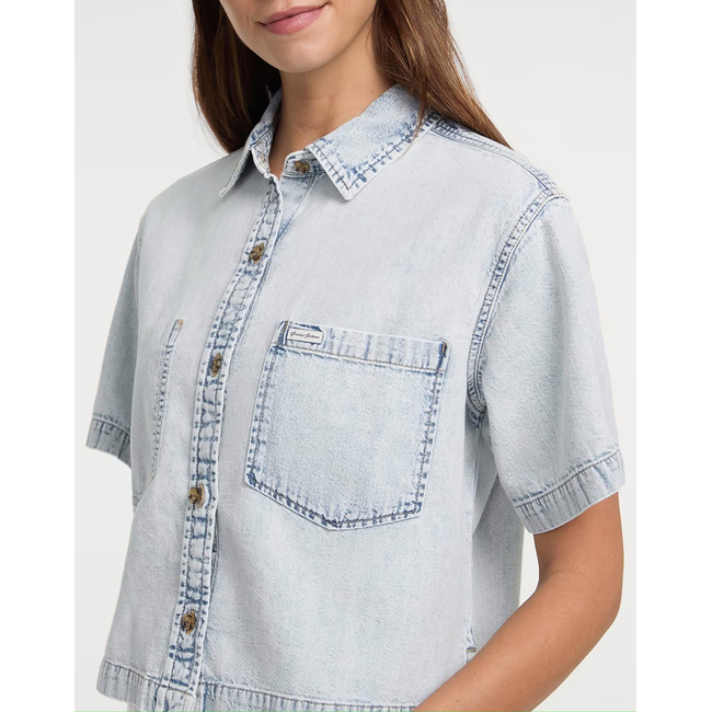 Product GUESS JEANS GJ BOXY SS SHIRT ΠΟΥΚΑΜΙΣΟ ΓΥΝΑΙΚΕΙΟ base image