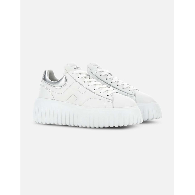 Product HOGAN SNEAKERS base image