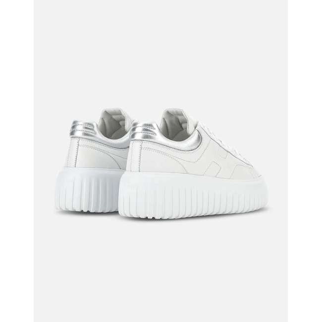 Product HOGAN SNEAKERS base image