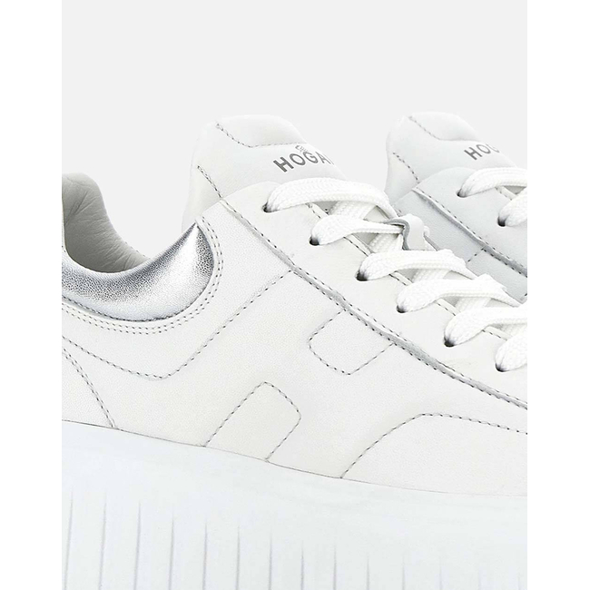 Product HOGAN SNEAKERS base image