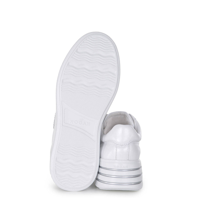 Product HOGAN SNEAKERS base image