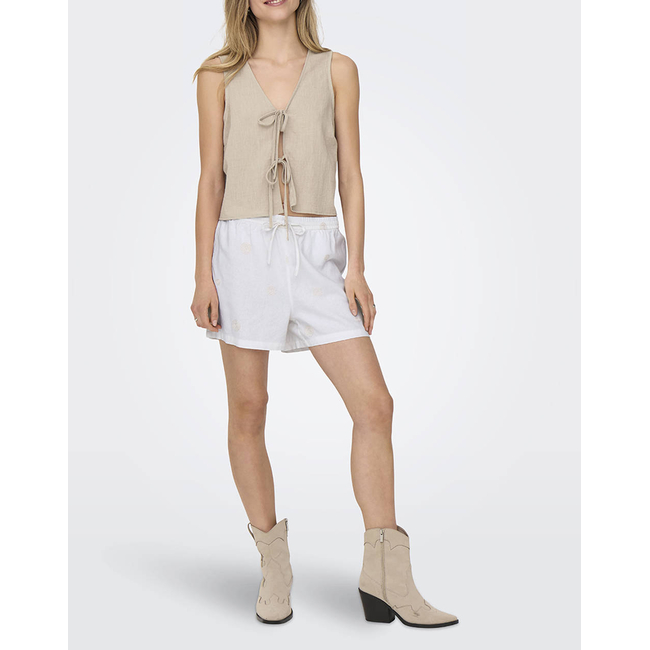 Product ONLY ONLCARO MW LINEN BL EMB SHORTS CC PNT base image