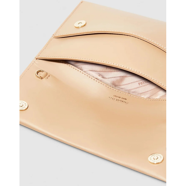 Product PATRIZIA PEPE  BORSA/BAG ΤΣΑΝΤΑ ΓΥΝΑΙΚΕΙΟ (Διαστάσεις: 28 x 16εκ.) base image