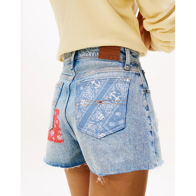 Product TOMMY JEANS HOT PANT BI6114 base image