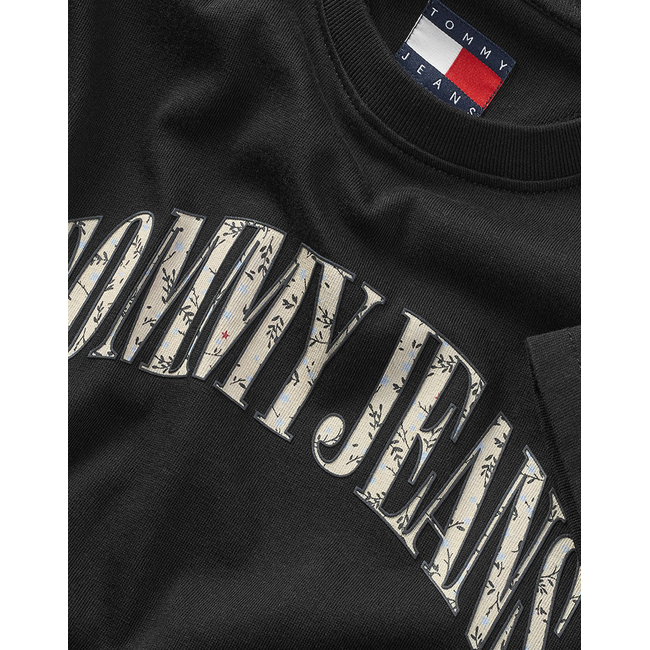 Product TOMMY JEANS TJW REG FLORAL VARSITY TEE base image