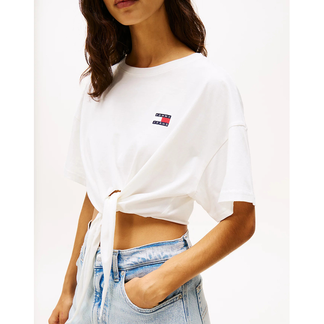 Product TOMMY JEANS TJW REG WAIST TIE BADGE TEE EXT base image