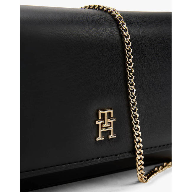Product TOMMY HILFIGER TH ETERNITY CHAIN CROSSOVER (Dimensions: 20 x 7 x 12 cm.) base image