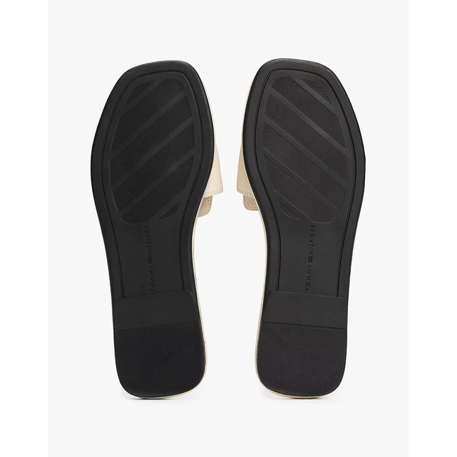 Product TOMMY HILFIGER LEATHER HORSEBIT MULE base image