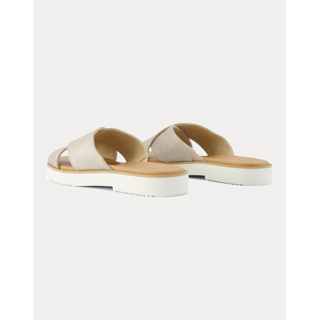 Product TOMS CHA MET SUEDE WM MAECRS SAND base image