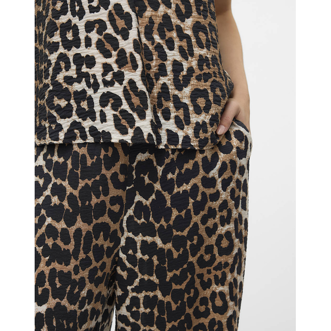 Product VERO FASHION VMJOSIE HW WIDE PANTS WVN GA base image