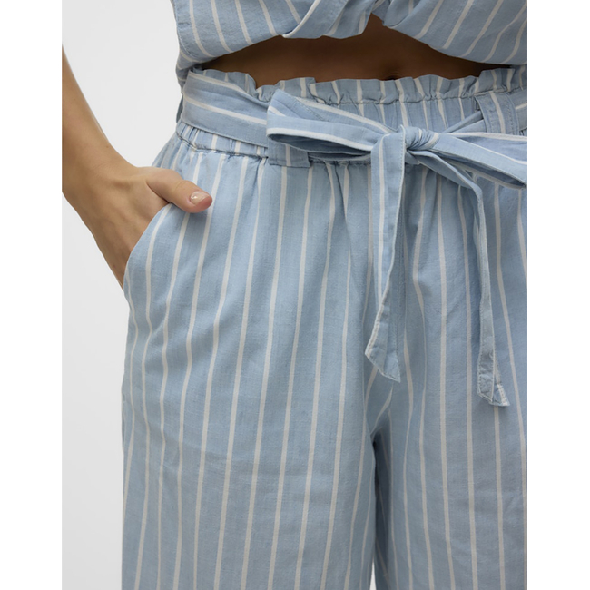 Product VERO MODA VMXENIA HR CHAMBRAY PAPERBAG CULOTTE base image