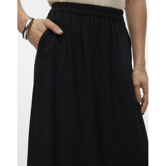 Product VERO MODA VMEASY JOY MAXI SLIT SKIRT WVN GA base image