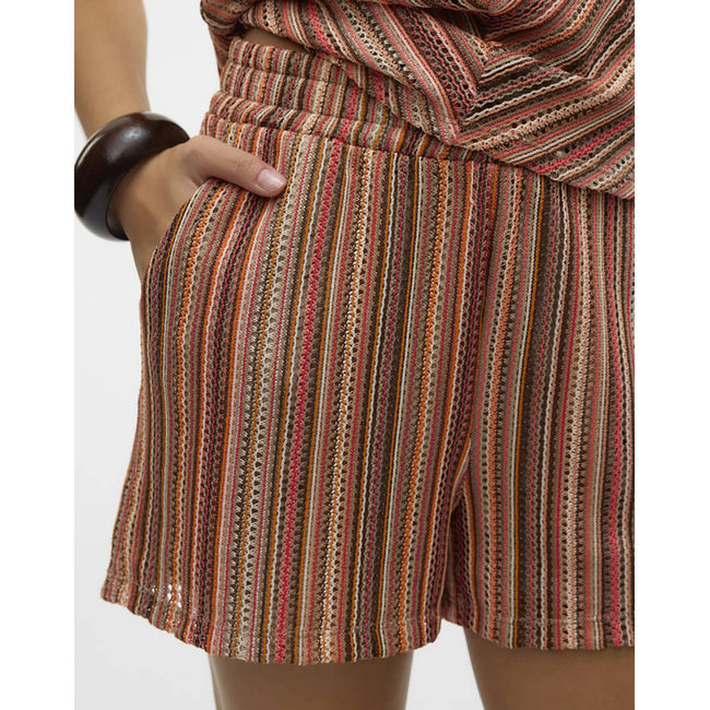Product VERO MODA VMDEMI NW SHORTS JRS GA base image