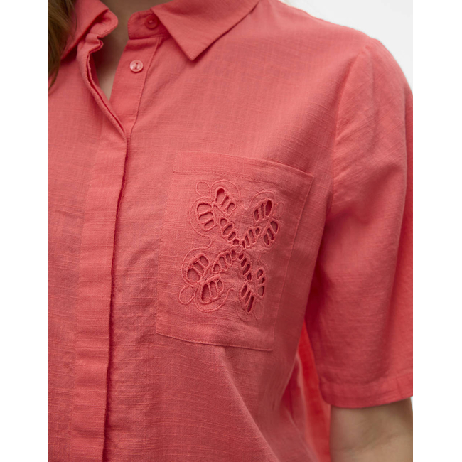 Product VERO MODA VMBARCY S/S SHIRT WVN BTQ GA base image
