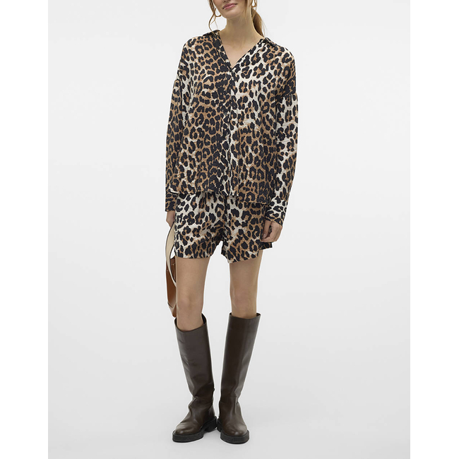 Product VERO MODA VMJOSIE LS OVERSIZE SHIRT WVN GA base image