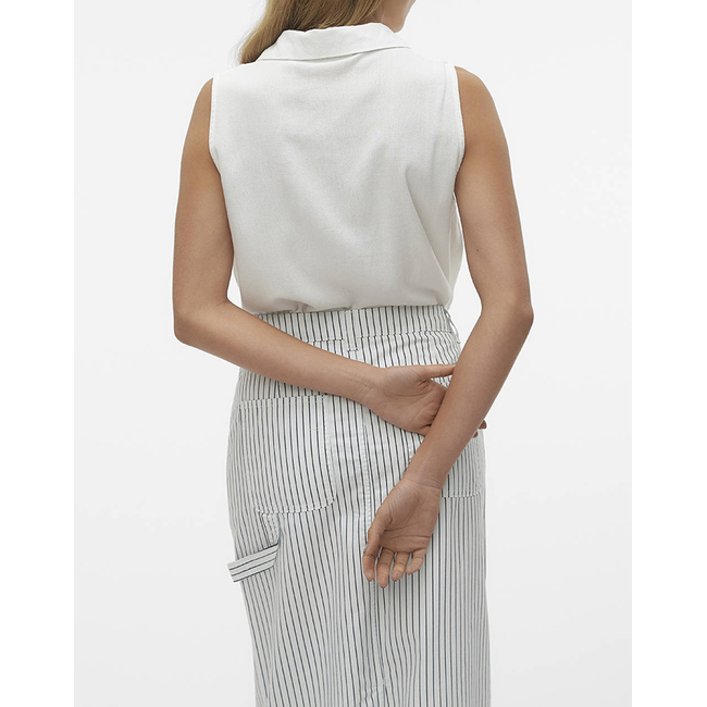 Product VERO MODA VMMYMILO SL V-NECK SHIRT WVN  GA base image