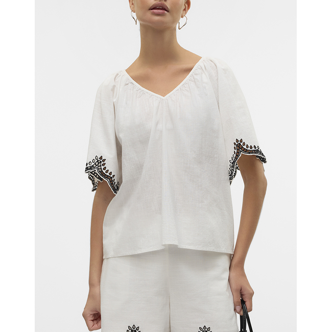 Product VERO MODA VMDIANA 2/4 V-NECK TOP WVN BTQ base image