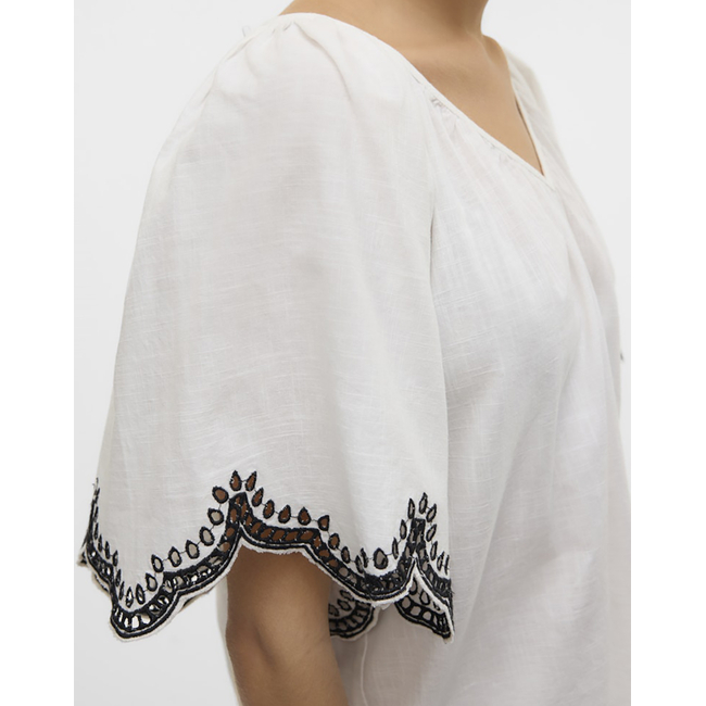 Product VERO MODA VMDIANA 2/4 V-NECK TOP WVN BTQ base image