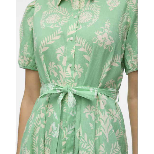 Product VERO MODA VMDICTHE 2/4 SHORT VOLUME DRESS WVN GA base image
