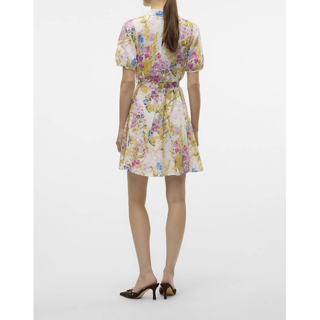 Product VERO MODA VMDICTHE 2/4 SHORT VOLUME DRESS WVN GA base image