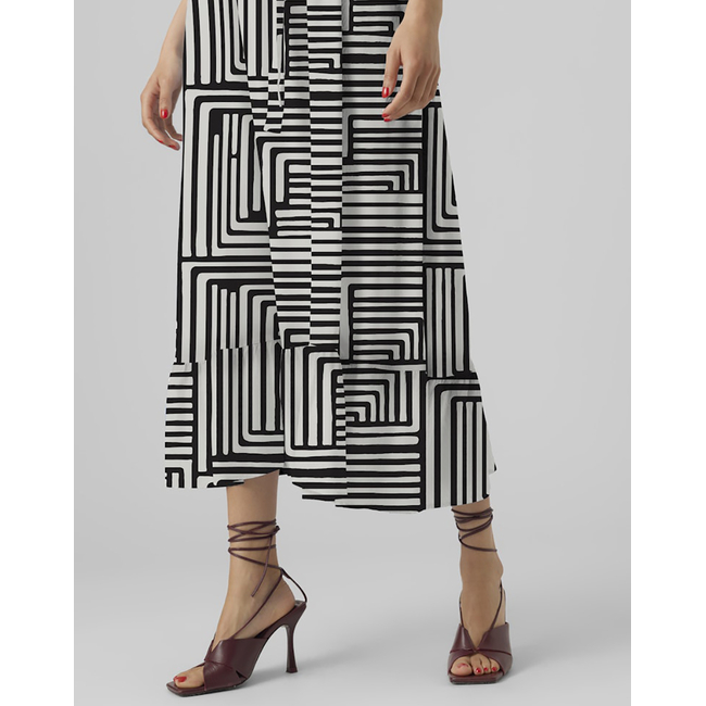 Product VERO MODA VMEASY JOY 7/8 STRAP DRESS WVN GA base image