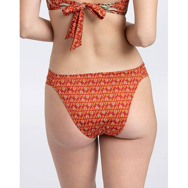 Product PRETTY ME CLIO  Brief base image