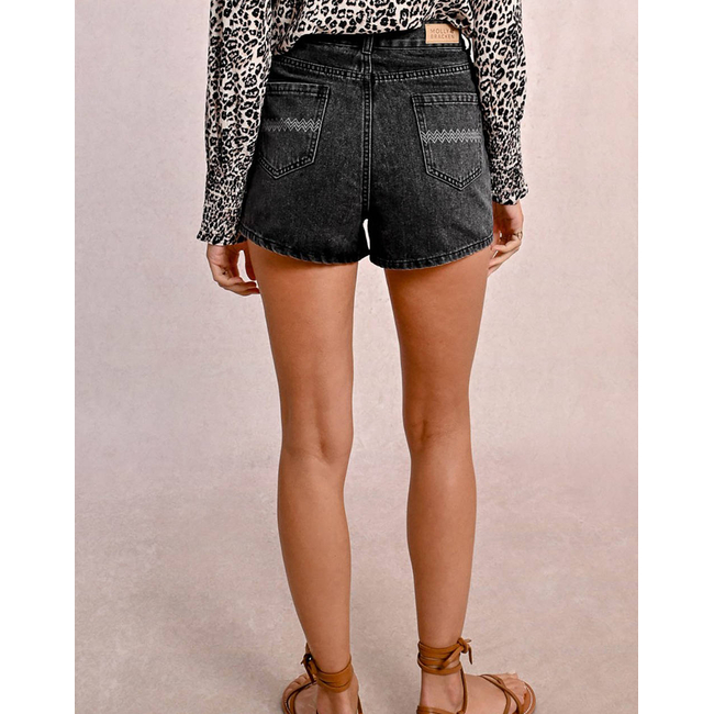 Product MOLLY BRACKEN LADIES WOVEN SHORTS base image