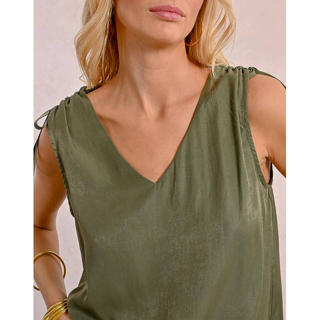 Product MOLLY BRACKEN LADIES WOVEN TOP base image