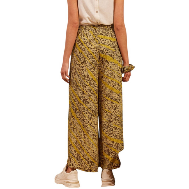Product NAMASTE PANTS base image