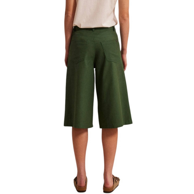 Product NAMASTE BERMUDA base image