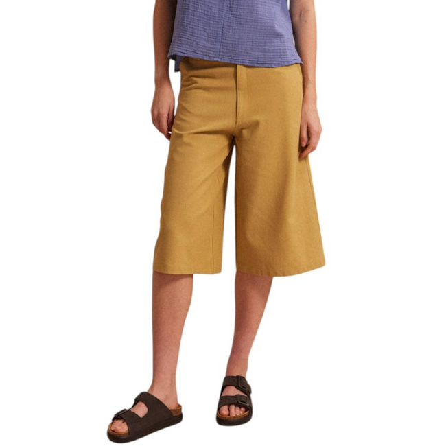 Product NAMASTE BERMUDA base image
