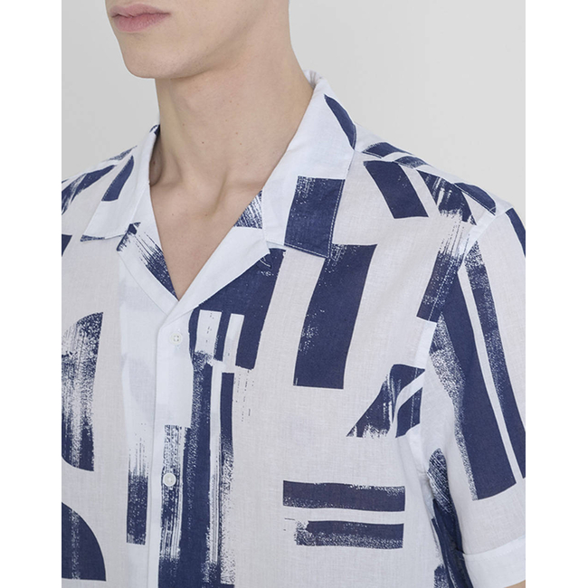 Product ANTONY MORATO MMSS00171FA430643 MIN OF 6 SHIRT HONOLULU REGULAR STRAIGHT FIT IN PRINTED COTTON LINEN BLEND FABRIC WITH LOGOED METAL BADGE ΜΠΛΟΥΖΑ ΑΝΔΡΙΚΟ base image