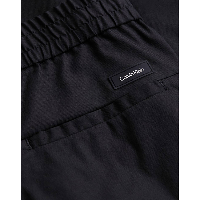 Product CALVIN KLEIN TECH COTTON STRETCH TAPERED PANT base image