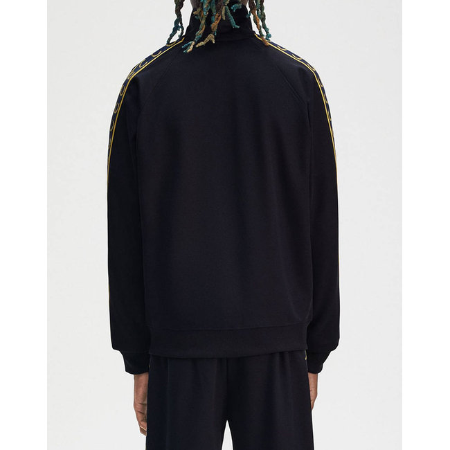Product FRED PERRY FRED PERRY JACKETS base image
