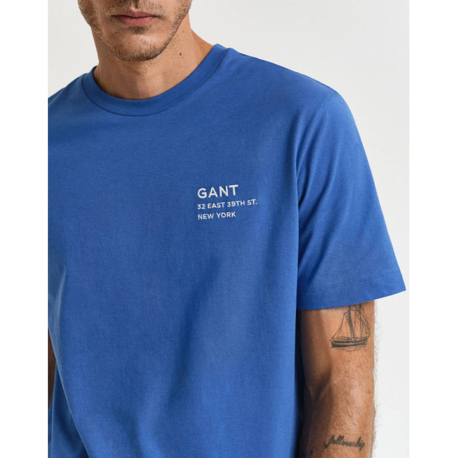 Product GANT ΜΠΛΟΥΖΑ ΚΜ SMALL GRAPHIC SS T-SHIRT base image