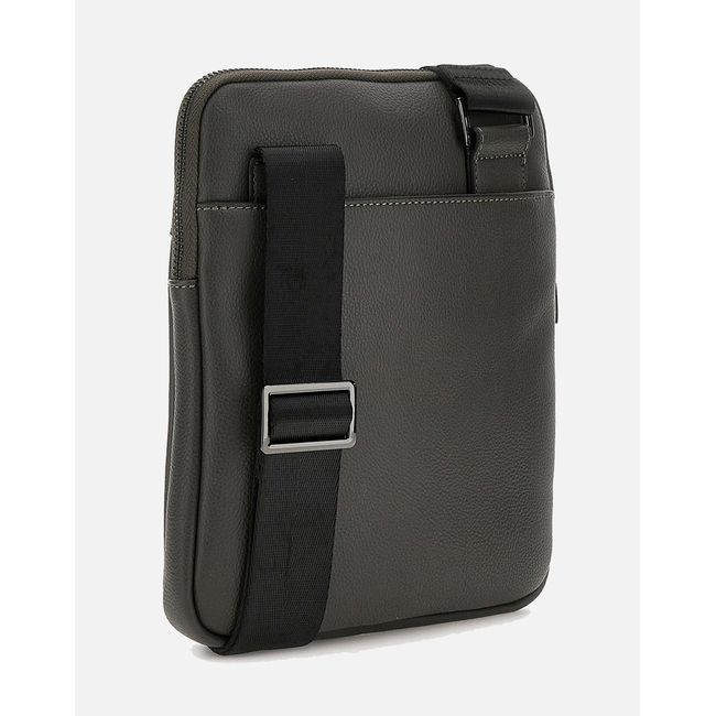 Product GUESS  MILANO CROSSBODY FLAT ΤΣΑΝΤΑ ΑΝΔΡΙΚΟ (Διαστάσεις: 19 x 23 x 2εκ.) base image
