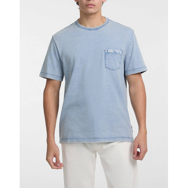 Product GUESS JEANS GJ SS CN REG PKT TEE - ORGANIC INDIGO COTTON 100 180 ΜΠΛΟΥΖΑ ΑΝΔΡΙΚΟ base image