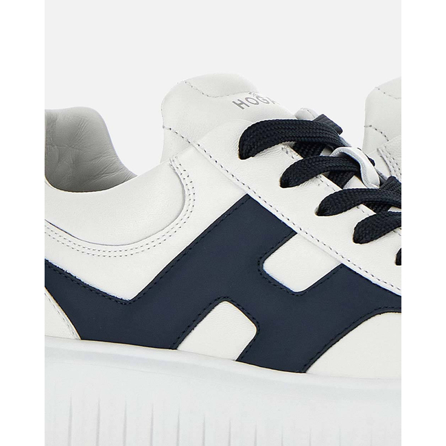 Product HOGAN SNEAKER base image